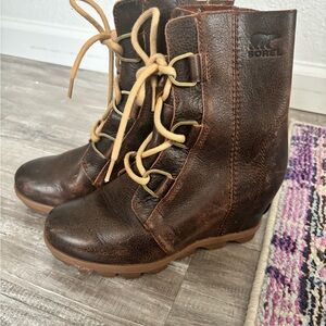 Sorel Women's Dark Brown Lace-Up Boots